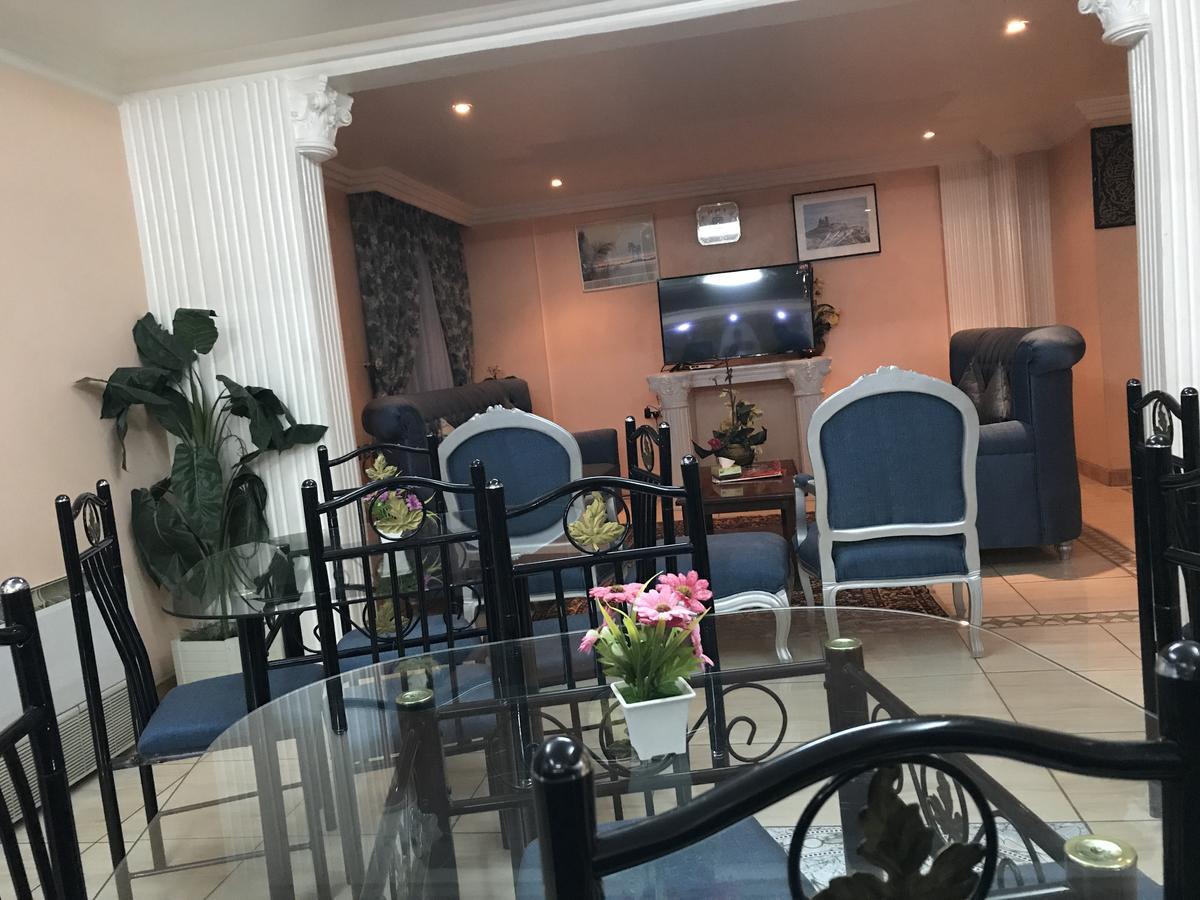 Al Musafer Hotel Riyadh Рияд Екстериор снимка