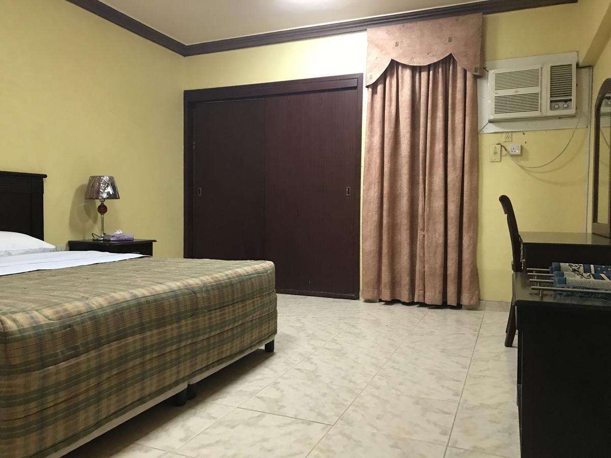 Al Musafer Hotel Riyadh Рияд Екстериор снимка