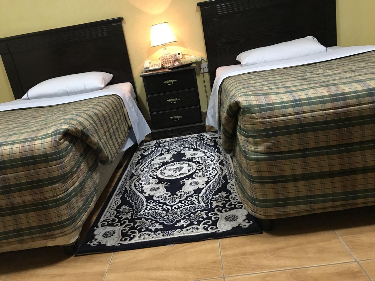 Al Musafer Hotel Riyadh Рияд Екстериор снимка